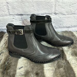 New Piampiani Ankle Booties